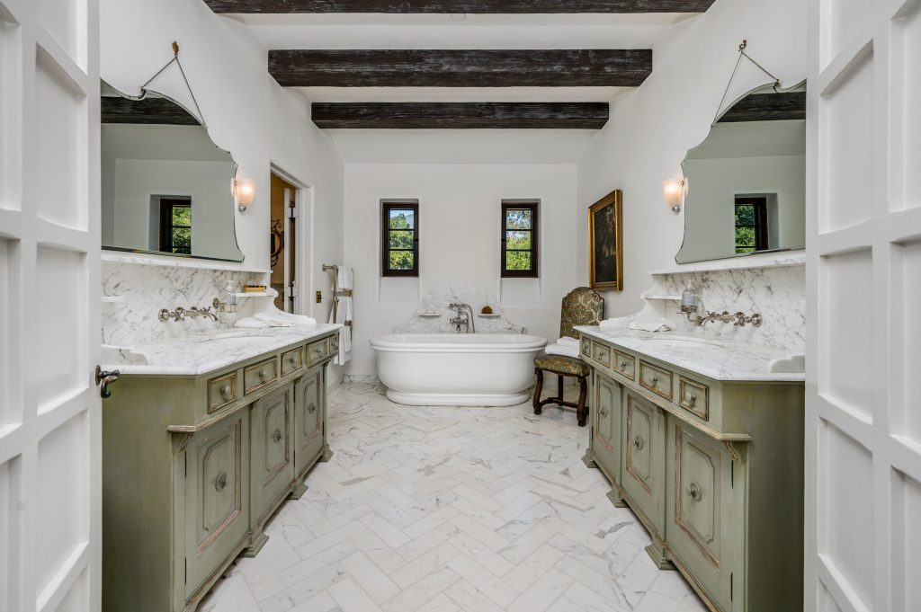 Budget-Friendly Bathroom Renovation Tips Hagerstown